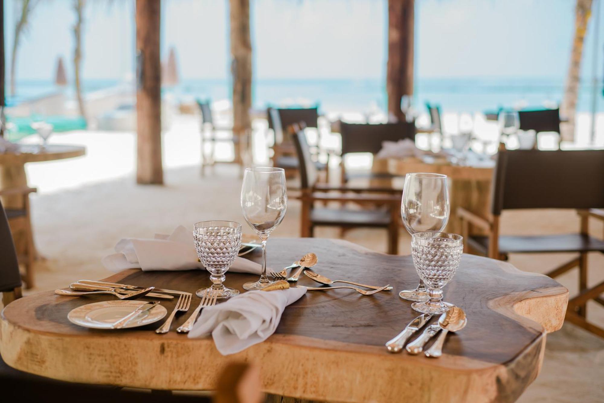 You & Me Maldives - Adults Only - Premium All-Inclusive Muravandhoo Εξωτερικό φωτογραφία